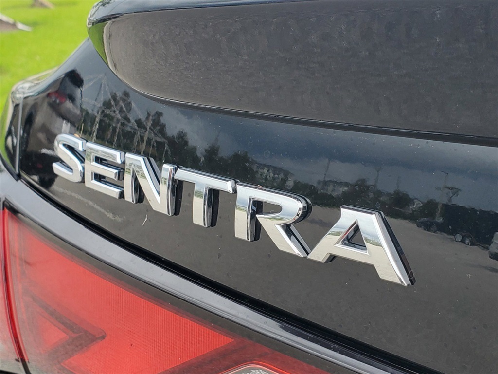 Vehicle image 6 of 14