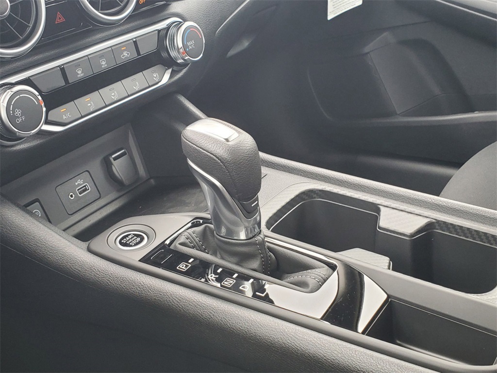 Vehicle image 13 of 13