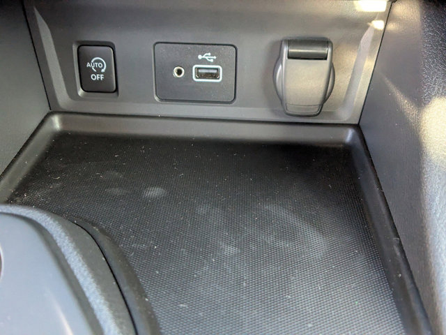Vehicle image 24 of 25