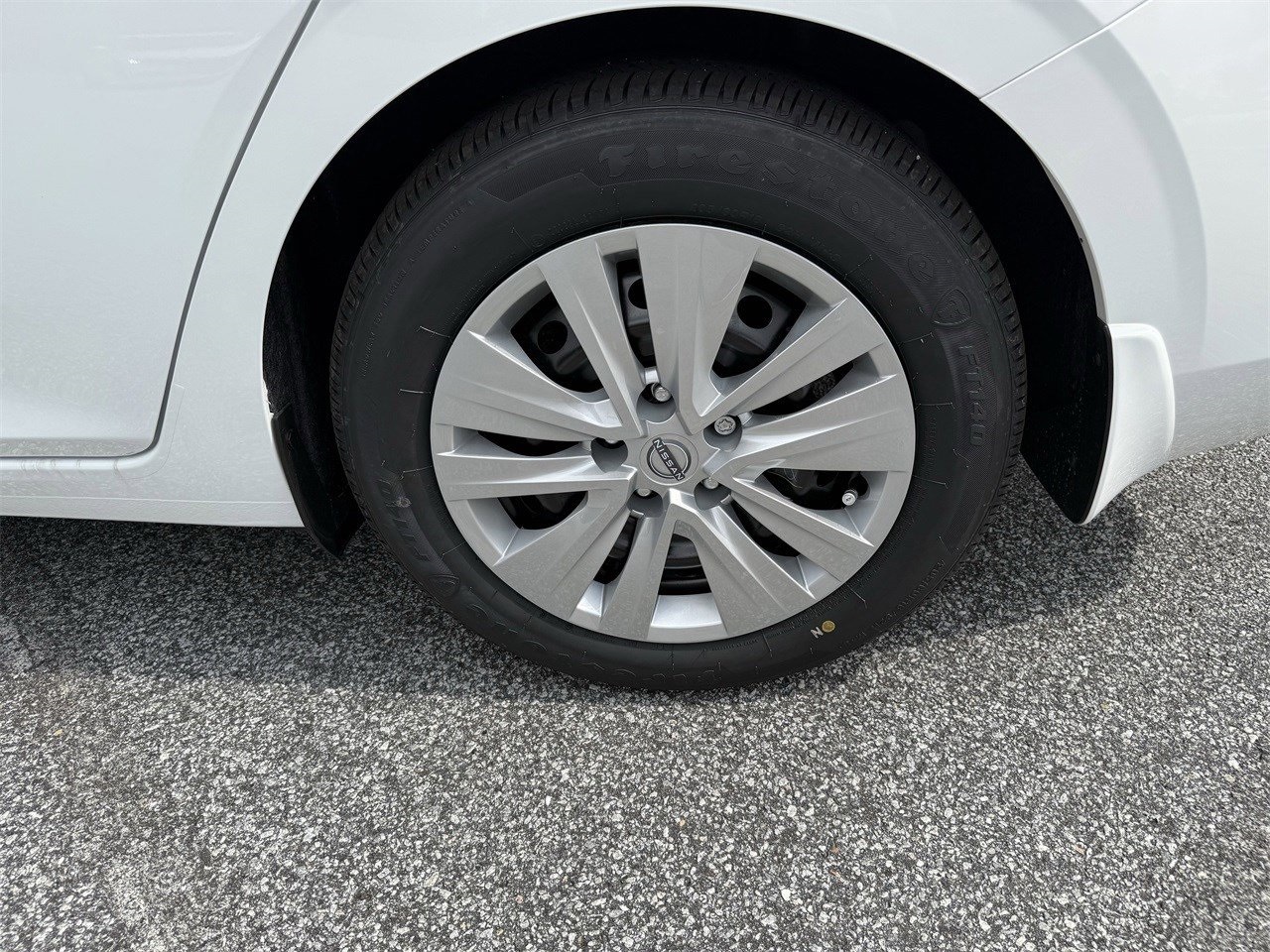 Vehicle image 6 of 36