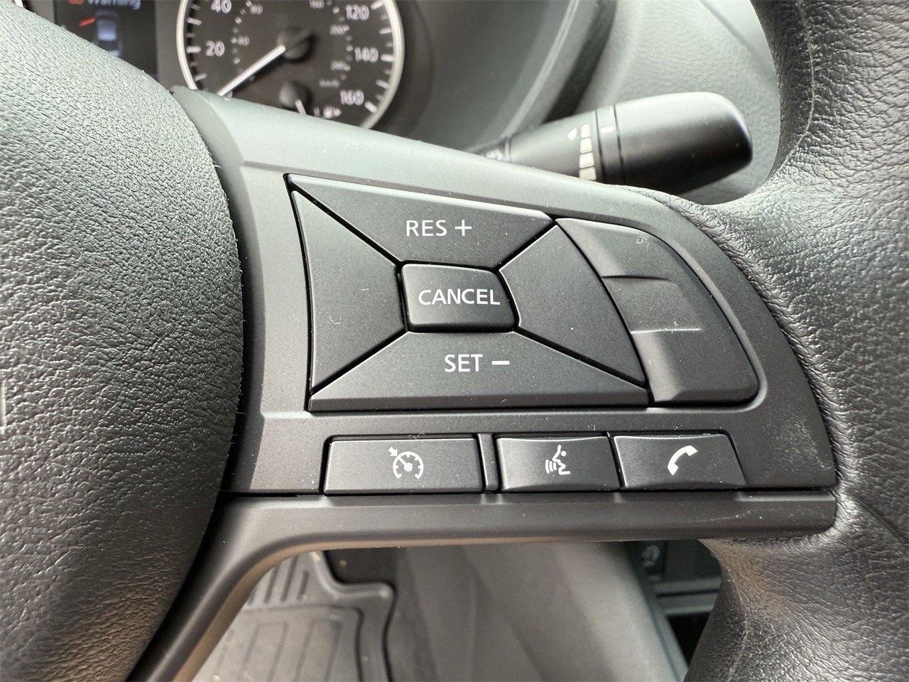 Vehicle image 24 of 36