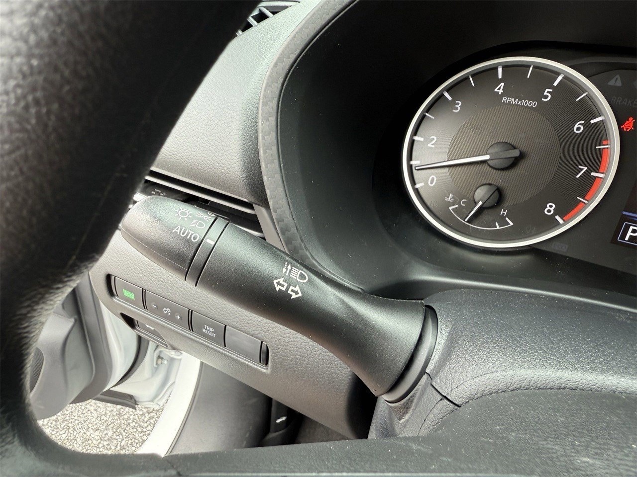 Vehicle image 10 of 36