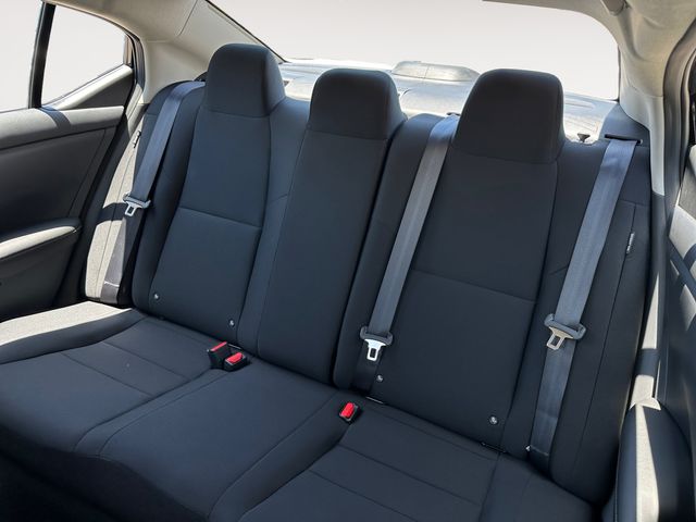 Vehicle image 12 of 20