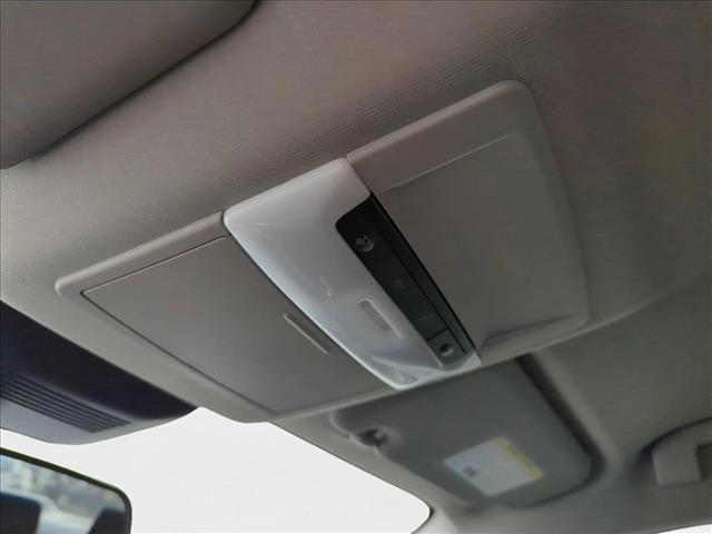 Vehicle image 16 of 20