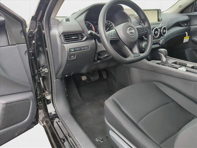 Vehicle image 11 of 20