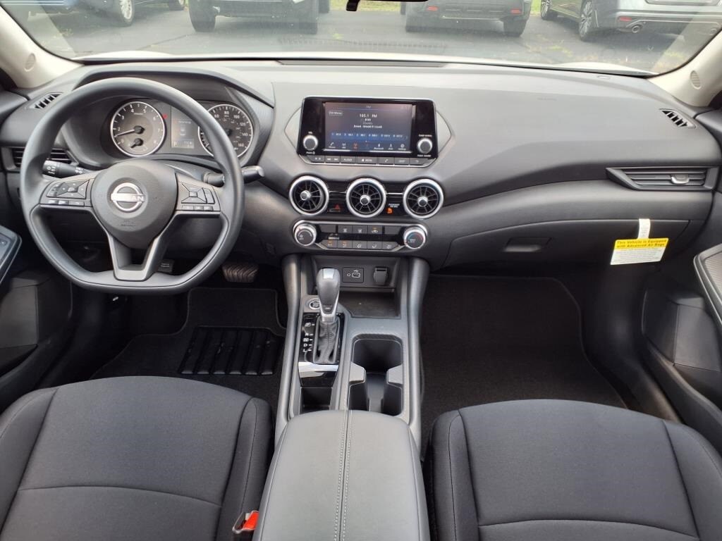 Vehicle image 12 of 26