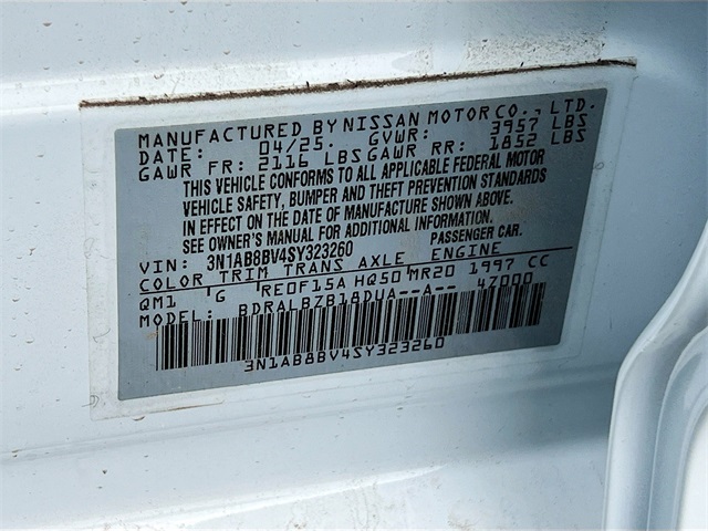 Vehicle image 28 of 33