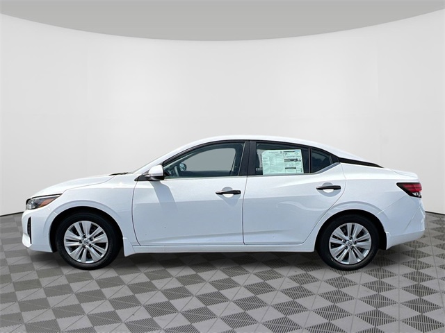 Vehicle image 8 of 33
