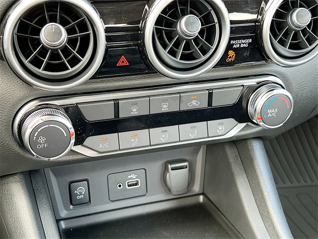 Vehicle image 33 of 33