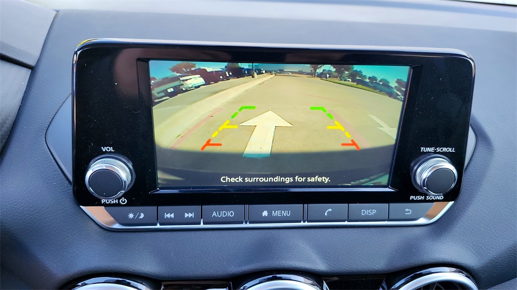 Vehicle image 15 of 38