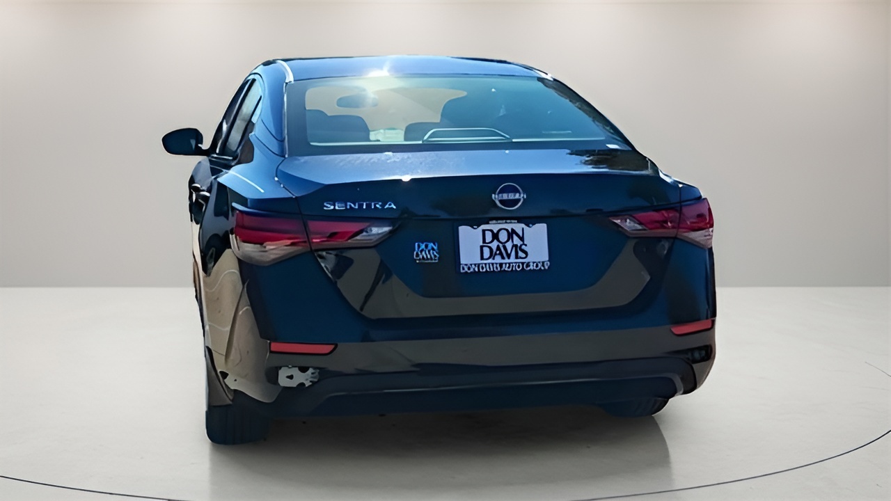 Vehicle image 36 of 38