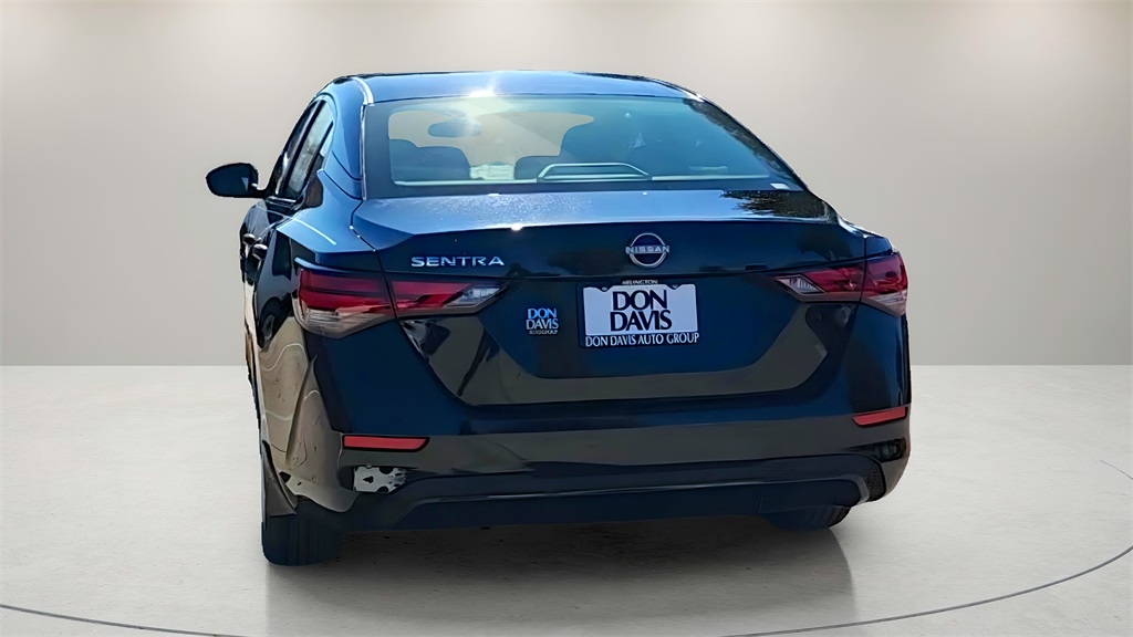Vehicle image 6 of 38