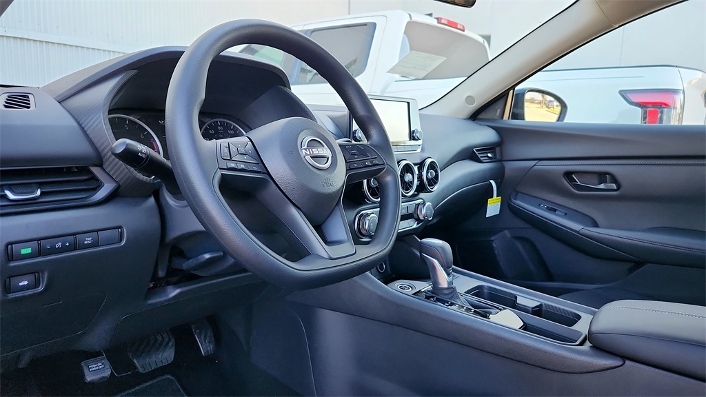 Vehicle image 9 of 38