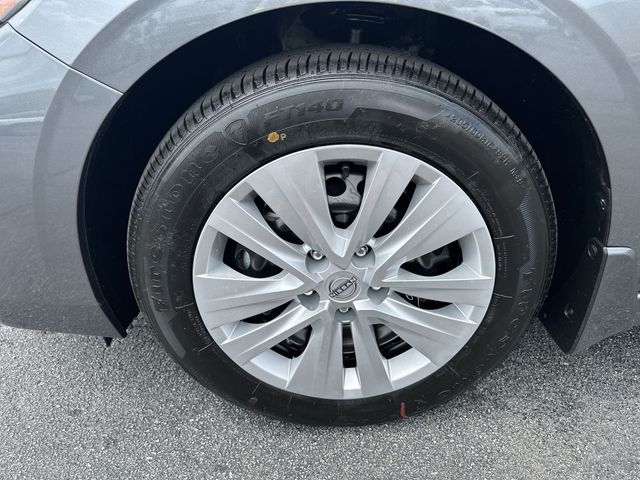 Vehicle image 12 of 35