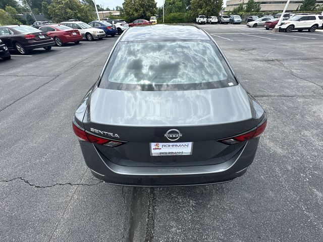 Vehicle image 9 of 35