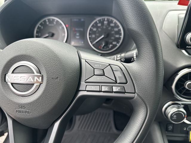 Vehicle image 29 of 35