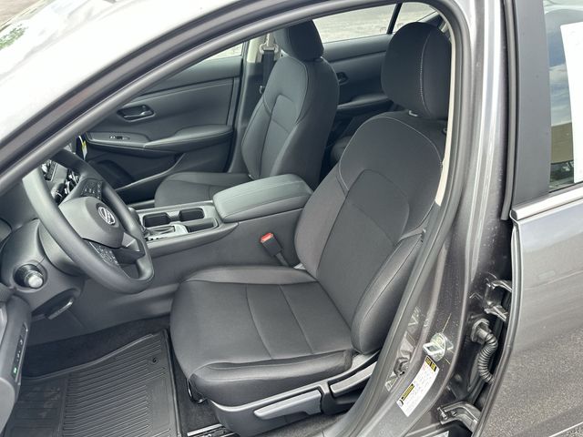 Vehicle image 15 of 35