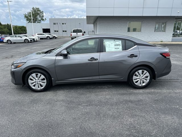 Vehicle image 10 of 35