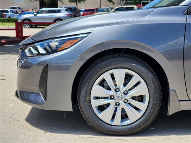 Vehicle image 7 of 22