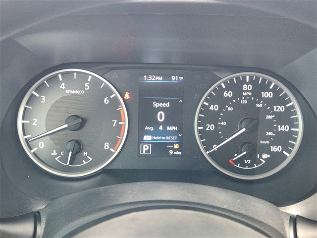 Vehicle image 13 of 22