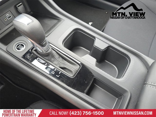 Vehicle image 17 of 17