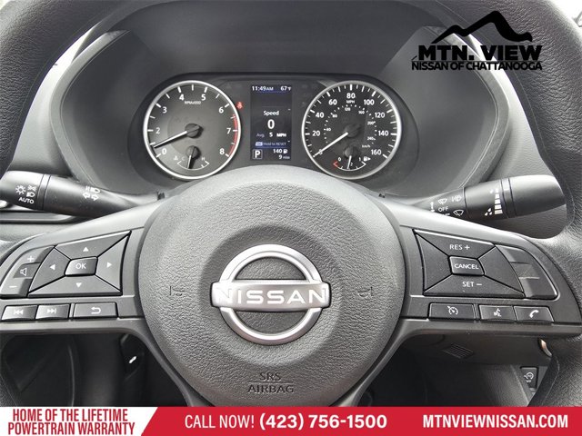 Vehicle image 13 of 17