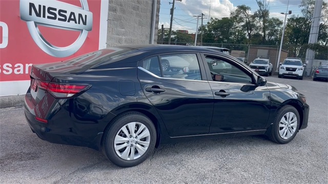 2025 Nissan Sentra S Image 11 of 23