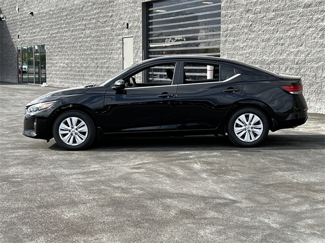 2025 Nissan Sentra S Image 8 of 28
