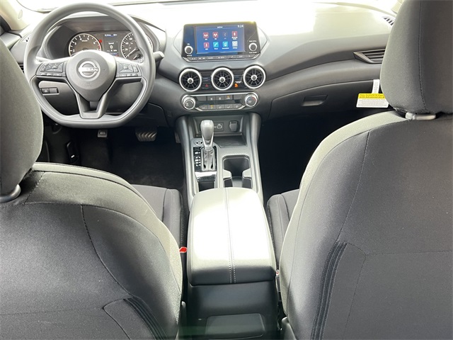 2025 Nissan Sentra S Image 22 of 28