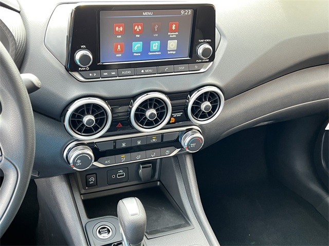 2025 Nissan Sentra S Image 19 of 28