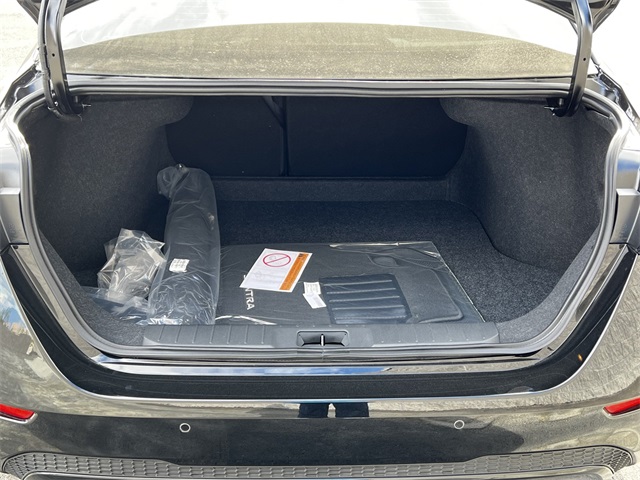 2025 Nissan Sentra S Image 9 of 28