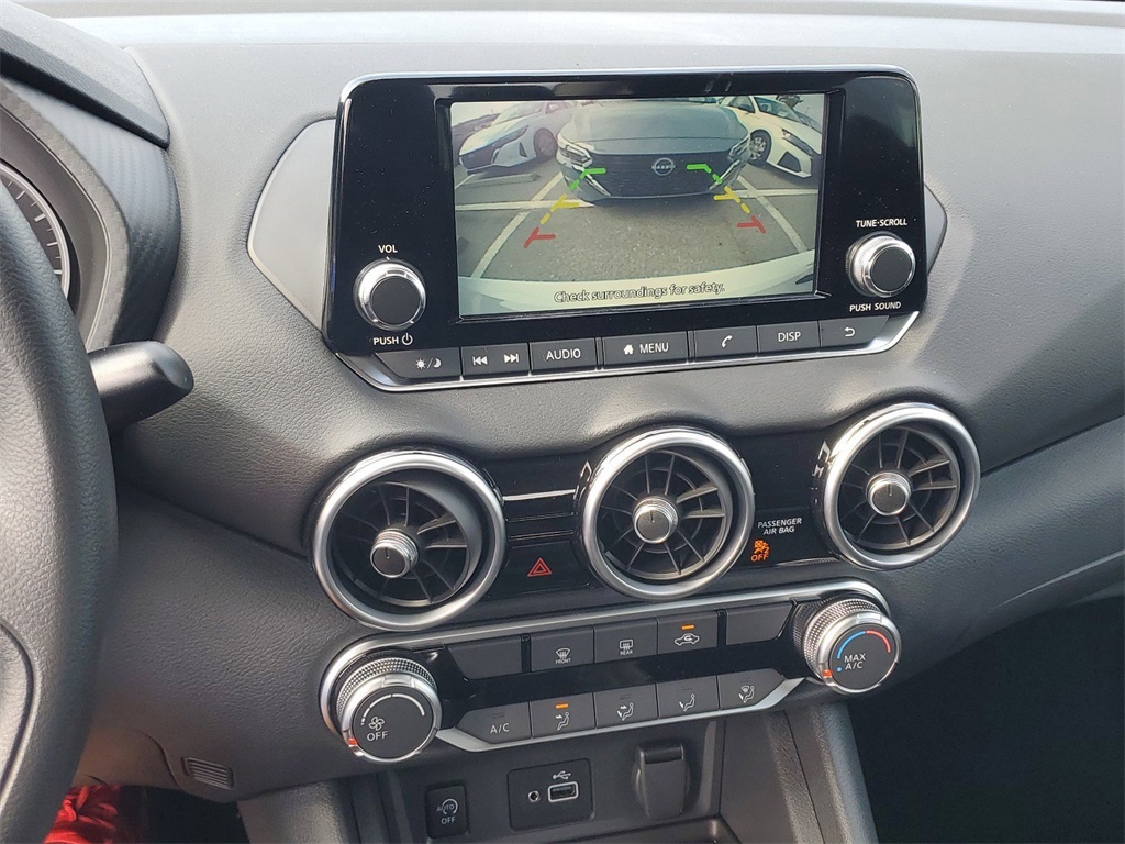 Vehicle image 11 of 11