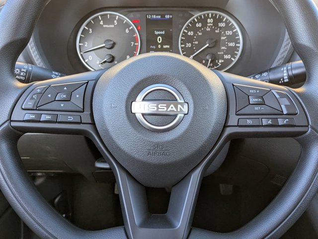 Vehicle image 16 of 22