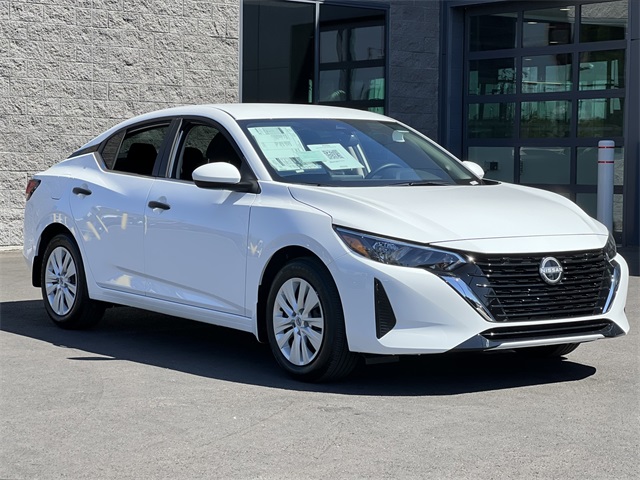 2025 Nissan Sentra S Image 3 of 28