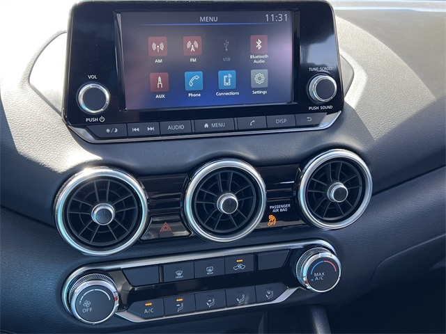 2025 Nissan Sentra S Image 20 of 28