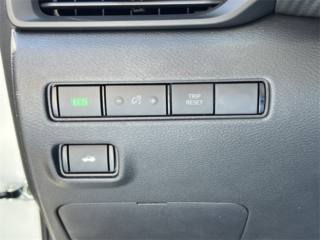 2025 Nissan Sentra S Image 22 of 28