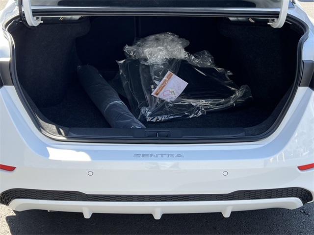 2025 Nissan Sentra S Image 11 of 28