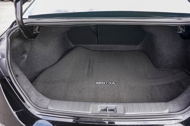 2025 Nissan Sentra S Image 10 of 30