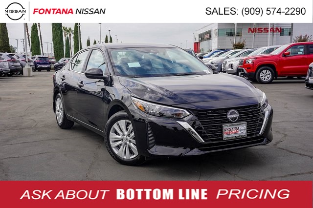 2025 Nissan Sentra S Image 3 of 30