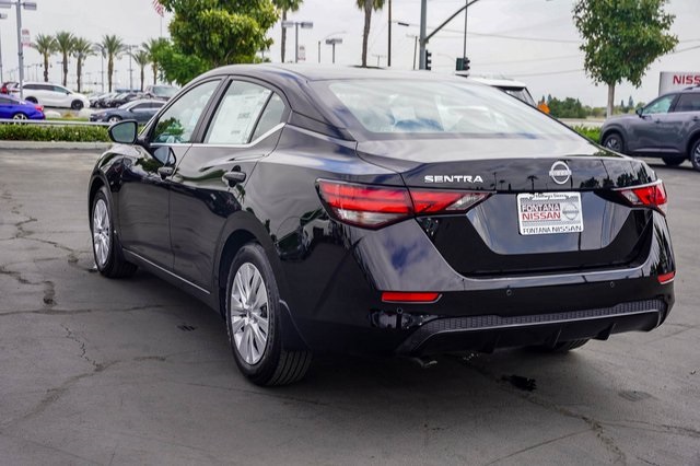2025 Nissan Sentra S Image 6 of 30