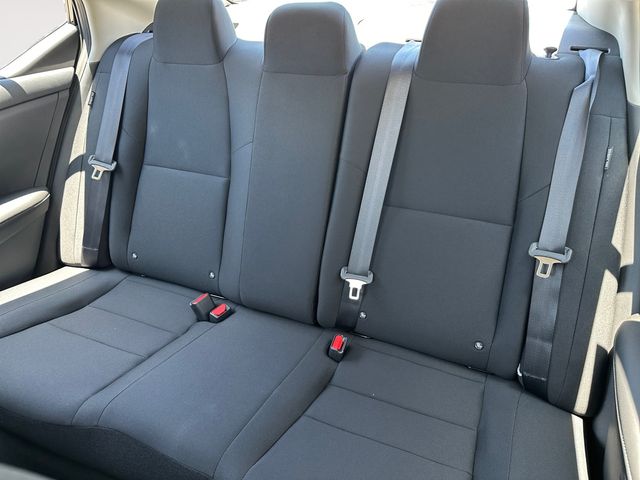 Vehicle image 12 of 20