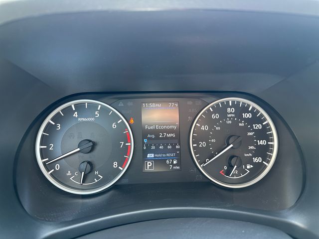 Vehicle image 18 of 20