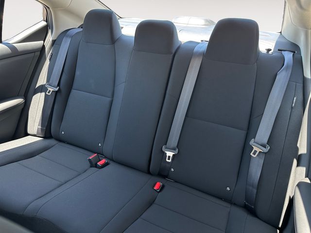 Vehicle image 12 of 20
