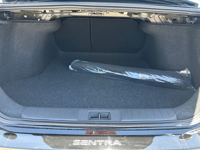 Vehicle image 10 of 20