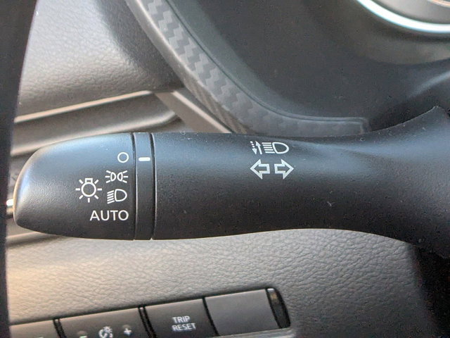 Vehicle image 24 of 26