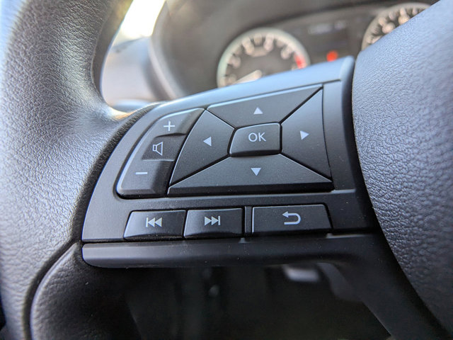 Vehicle image 21 of 26