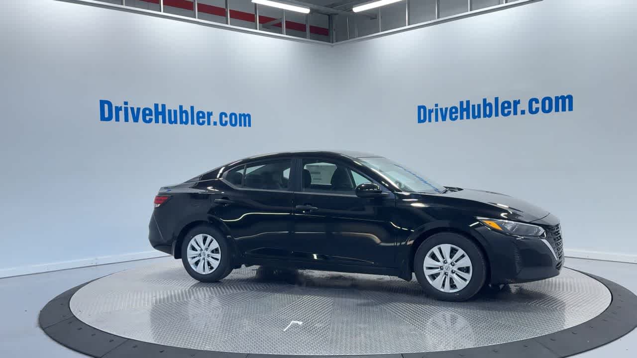 Vehicle image 3 of 41