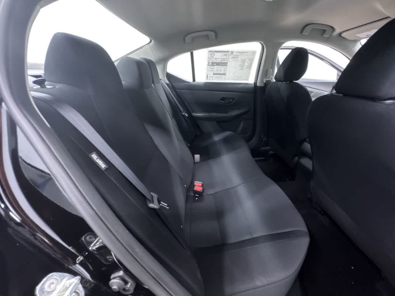 Vehicle image 13 of 41