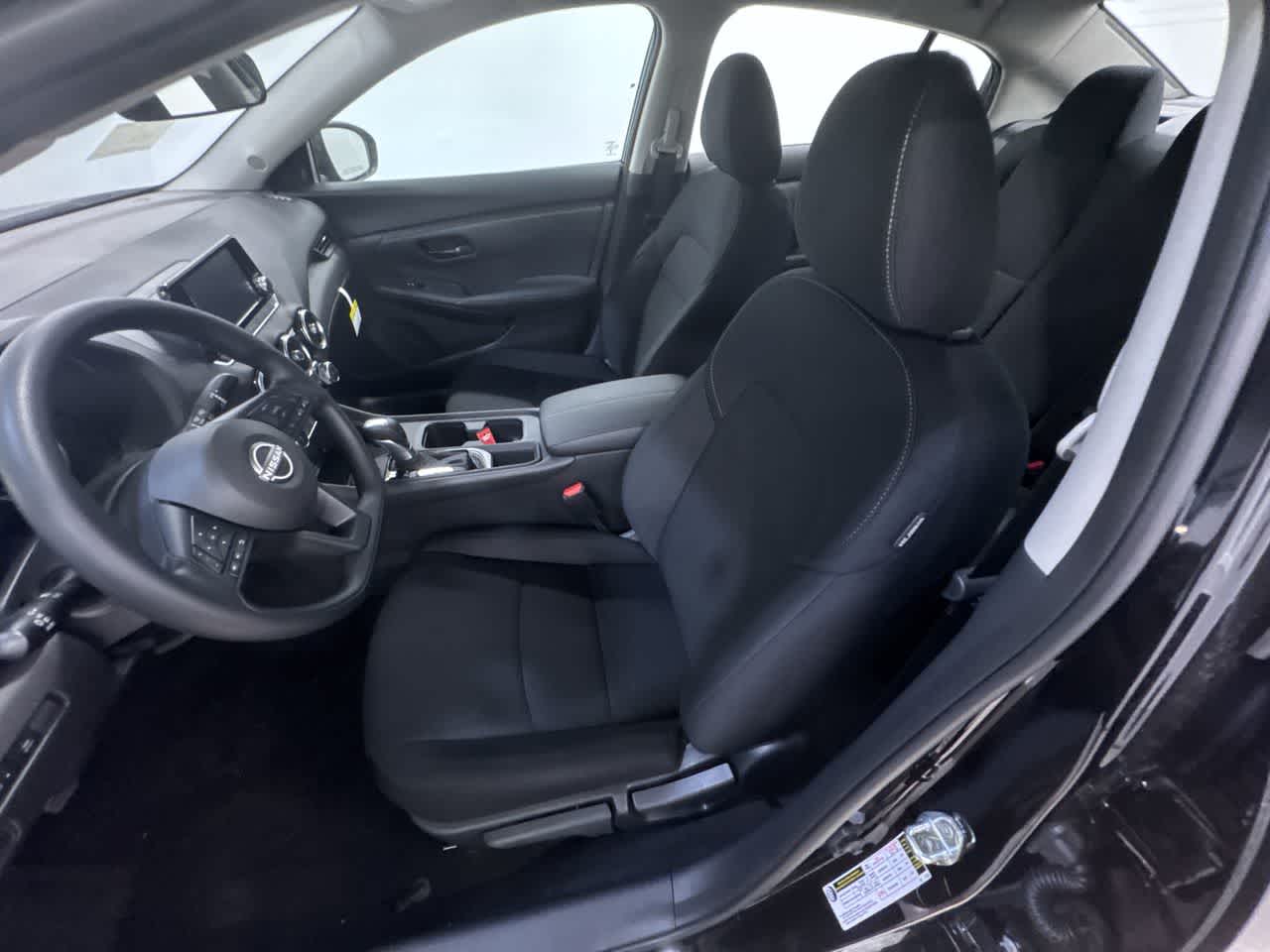 Vehicle image 14 of 41