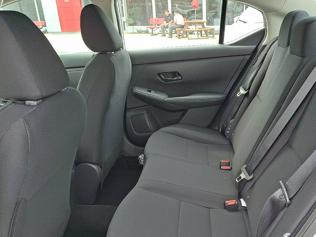 2025 Nissan Sentra S Image 6 of 17